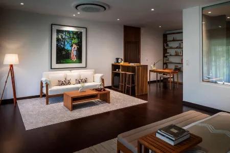 Farmhouse Resort & Spa Отели в г. Sameakki Mean Chey