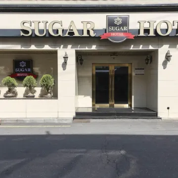 Sugar Hotel Отели рядом с достопримечательностью «Храм Попчанса»