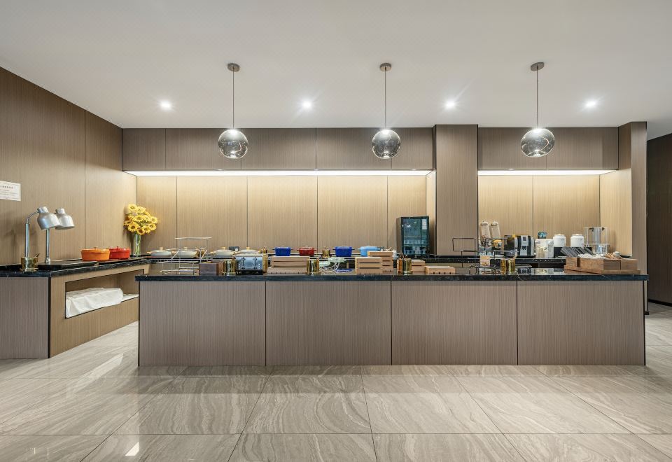 피쳐드 오렌지 호텔 상하이 훙차오 에어포트 인터내셔널 엑시비션 센터