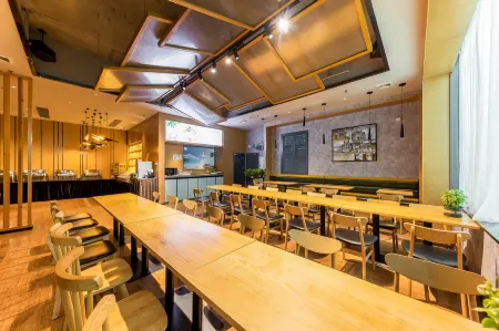 Yinhua Hotel Отели рядом с достопримечательностью «Hengqin Port»