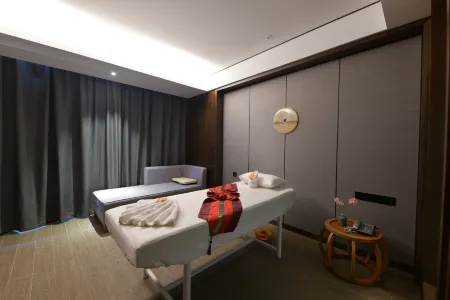 Mandarin Hotel Отели в г. Insein