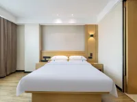 CCINN Hotel (Chongzuo Ningming store) فنادق في نينغ مينغ