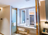 Chamjoy Hotel (Jiangshan City River East Avenue) Hotels in Jiangshan