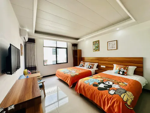 Tiantangzhai Colorful Holiday Hotel - 2-Star