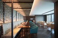 Renaissance Xi'an Hotel - С баром