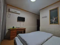 Hejia Hotel (Shangqiu Normal University Branch) - parkir