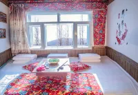 Snow Valley Hongbo Inn