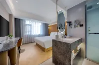 Starway Zhengzhou Xinmi ZhongQiangnian  City Plaze Hotel