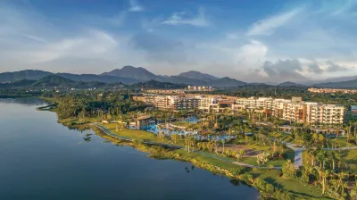 Double Tree by Hilton Hainan-Xinglong Lakeside Các khách sạn gần Liulian Mountain