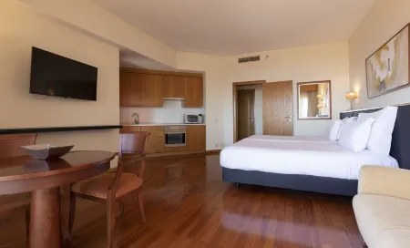 MS Aparthotel Отели в г. Круш-Кебрада — Дафунду