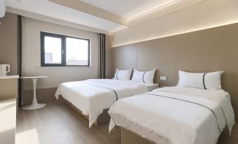 Waterfront Garden Zhixiang Hotel (Nanjing Lukou International Airport)