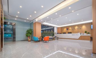 Honghai Hotel (Shenzhen International Convention and Exhibition Center Guozhan South Subway Station)