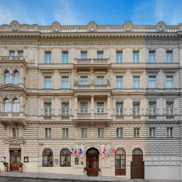 Boutique Hotel Seven Days Prague Отели рядом с достопримечательностью «Государственная пражская Опера»