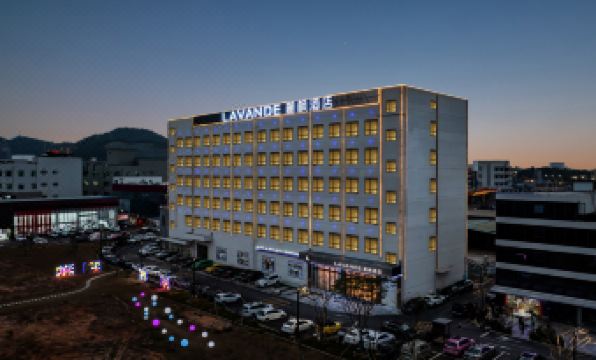 Lavande Hotel (Shenzhen Guangming International Automobile City Minghu Park Branch)