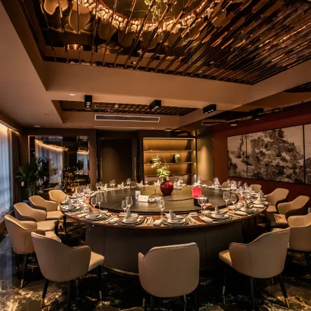 Longyou International Grand Hotel