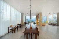 Jimiyun Hotel (Qingdao Golden Beach Wuyue Plaza) - balcony