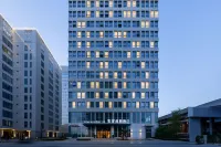 Homeinn Selected Hotel (Xixian New Area Jinghe Huizhi Plaza) Các khách sạn gần Jingyang Museum