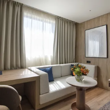 Madrid Marriott Hotel Princesa Plaza Отели рядом с достопримечательностью «Небоскреб "Испания"»