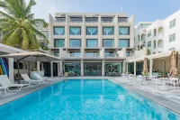 Nanuna Surf Ocean View Resort Hotels in Wuzhizhou Island