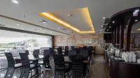 Continent Centrepoint Hotel Makassar - breakfast