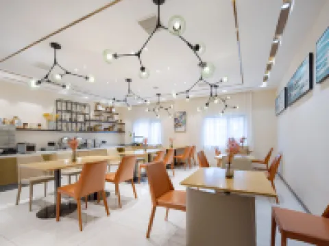 City Comfort Inn (Yingcheng Central Plaza Store) Hotels in Yingcheng