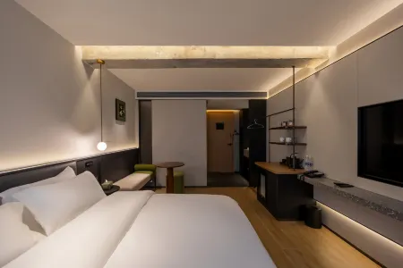 DOTTEL Отели рядом с достопримечательностью «Laoma Palace»