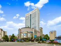 Floral Hotel · YunFu City King Royal Hotel 雲浮のホテル