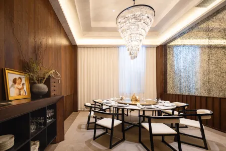 Puyu Hotel（Donggang  Bus Station Branch） Отели рядом с достопримечательностью «Dalu Island»