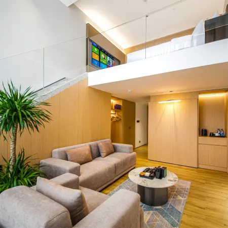 Xifan Zunyue Boutique Hotel (Poly Lingxiu Plaza, East Gate of Qingxiu Mountain, Nanning)