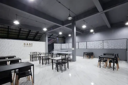 Chanakarn Pool Access Rawai Hotel Отели рядом с достопримечательностью «Aussie Divers Phuket»