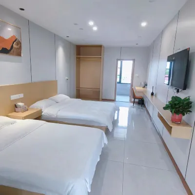 Star Hotel Hotels near Pengxiang Ecological Park
