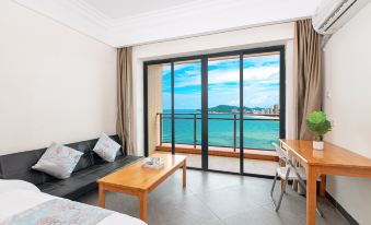 Hailuo Vacation Apartment (Yangjiang Hailing Island Dajiaowan Luozhou Seaside Park Branch)
