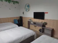 Weishan Wangshuiloutai Homestay