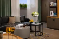 Yun Yang International Hotel - balcony