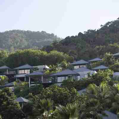 Raffles Seychelles Hotel Exterior