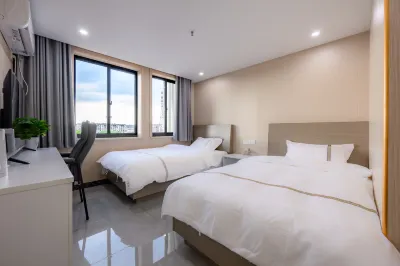 Lanwan Homestay (Qingfangcheng Subway Station) فنادق في 