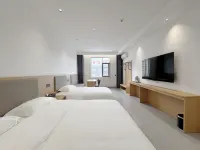Traveler's Homestay (Lvliang Binhe Nandong Road Branch)