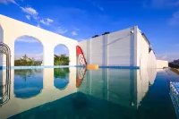 Lijiang Moon View · Quiet Holiday Lakeside Hotel (Guilin Two Rivers & Four Lakes Area) - Romantic