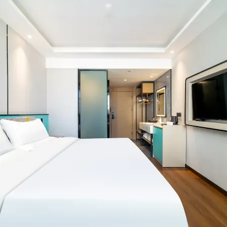 Yizhi Hotel (Urumqi Hotan 2nd Street)