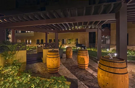 Vibe Hotel Singapore Orchard - by Far East Hospitality