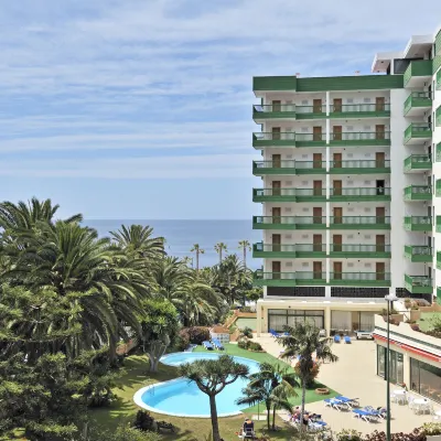 Sol Puerto de La Cruz Hotels near Loro Parque