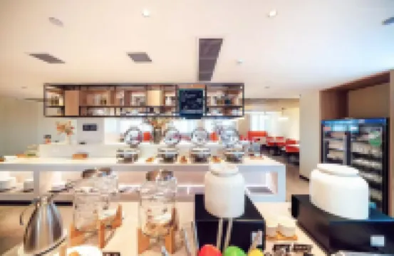 Puyang Yun Song E-Sports Hotel