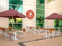 Premier Inn Dubai Investments Park Hotel โรงแรมใกล้เจเบลอาลี