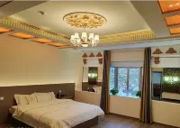 Hongshuangxi Homestay Hotels in High Speed Railway Station
