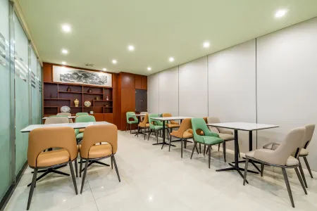 GreenTree Inn Rizhao Train Station