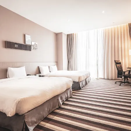 Grand Royal Hotel