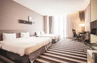 Grand Royal Hotel