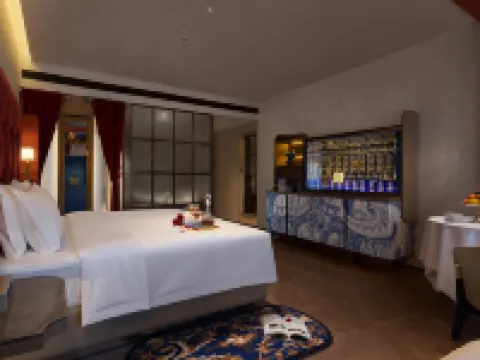 LIZZY • Ritz Hotel on Harbin Central Street Hotels in Harbin