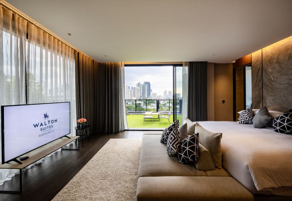 Walton Cottage Hotel & SuitesOver view