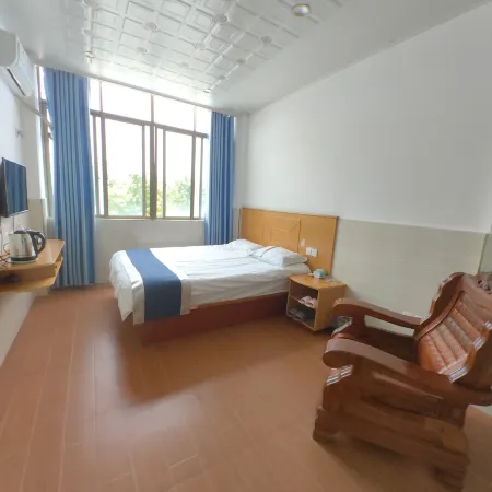 Huaxin Hotel (Xiyanhe Road)